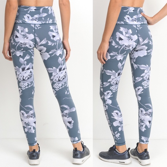 Sold Out - Picture 4 of 4